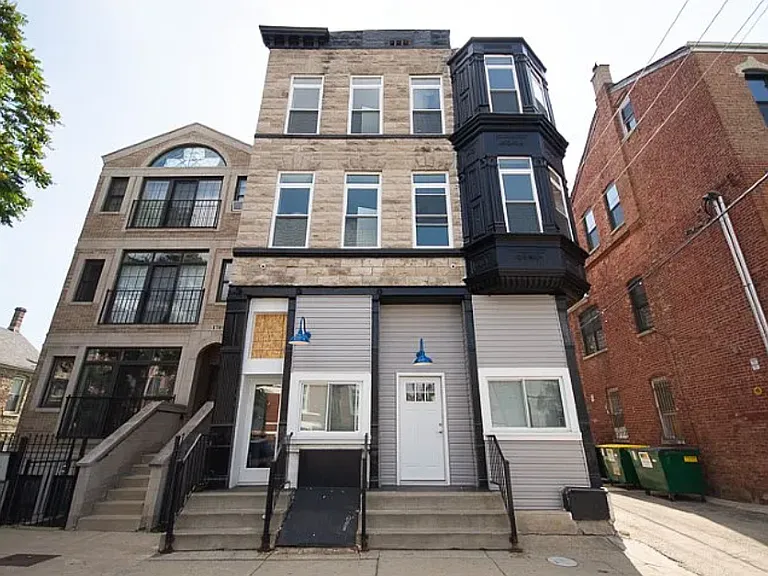 1711 S Carpenter St #1F — Photo 1