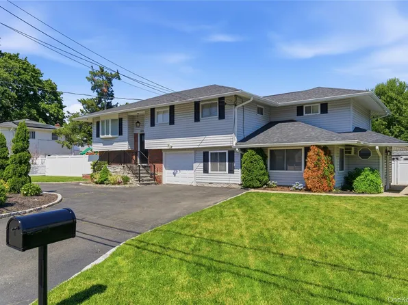 103 Wright Avenue, Deer Park, NY 11729
