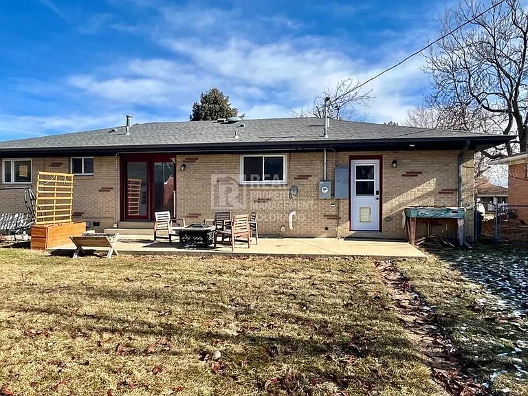 125 Beryl Way — Photo 21