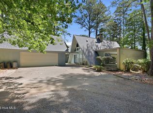 2 Little River Ln, Whispering Pines, NC 28327