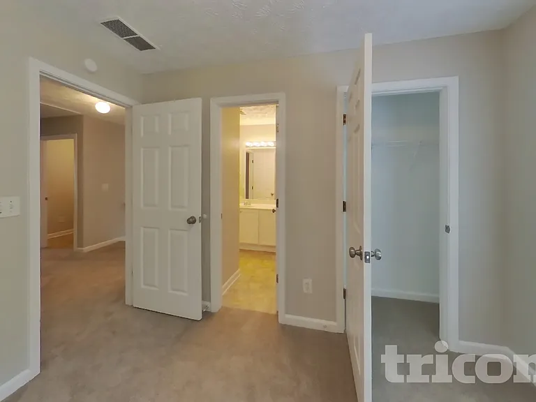 417 Carrie Ct — Photo 14