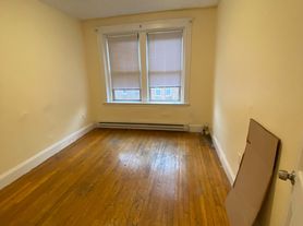 55 Park Dr