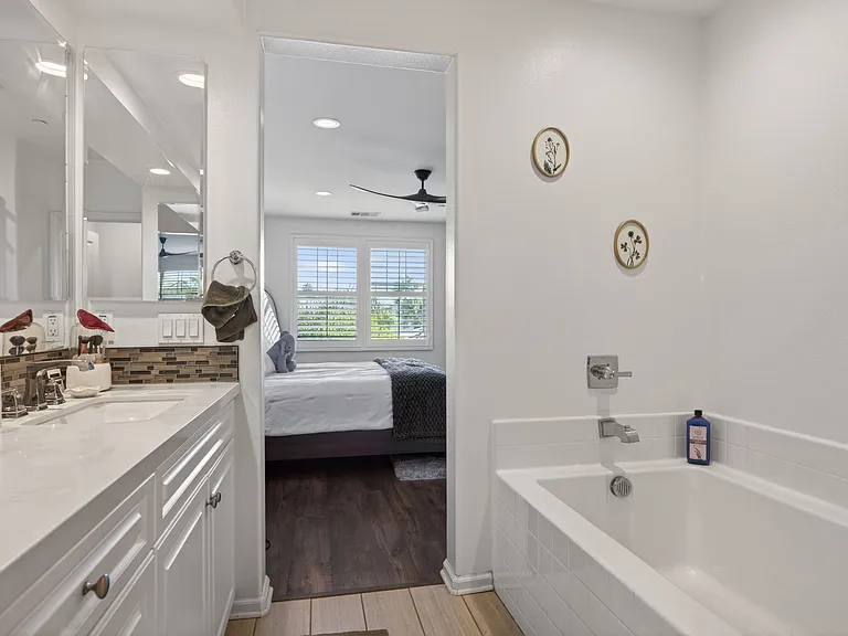 3721 Islander Walk — Photo 23