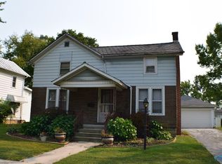 321 E Yeasting St, Gibsonburg, OH 43431