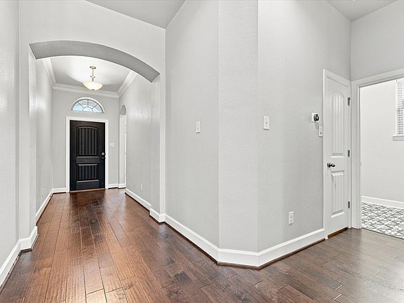 3rd image of 1209 9th St