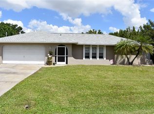 913 SE 27th St, Cape Coral, FL 33904