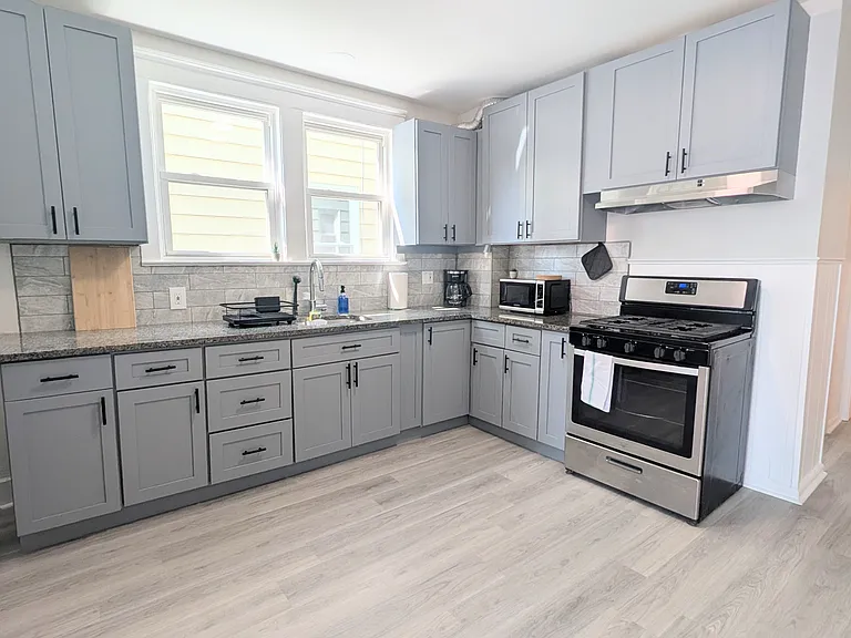 352 Jackson St #1.5 — Photo 3