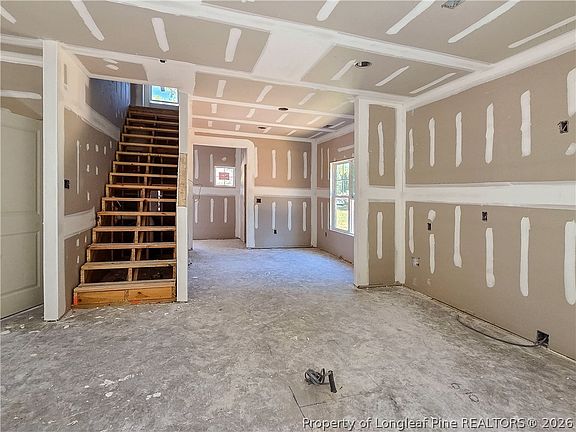 5th image of 265 Appaloosa Dr