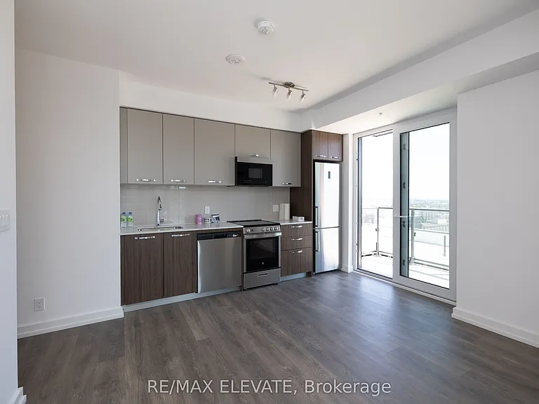 75 James St S #2210 — Photo 6