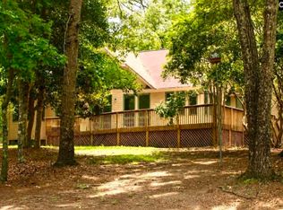 111 Lakeview Rd, Eastover, SC 29044