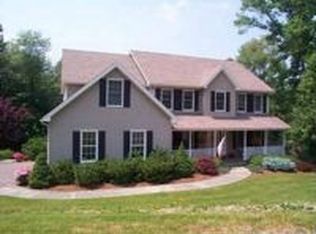 12 Wildlife Dr, New Milford, CT 06776