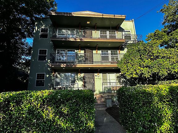 2nd image of 1576 Chestnut St #6
