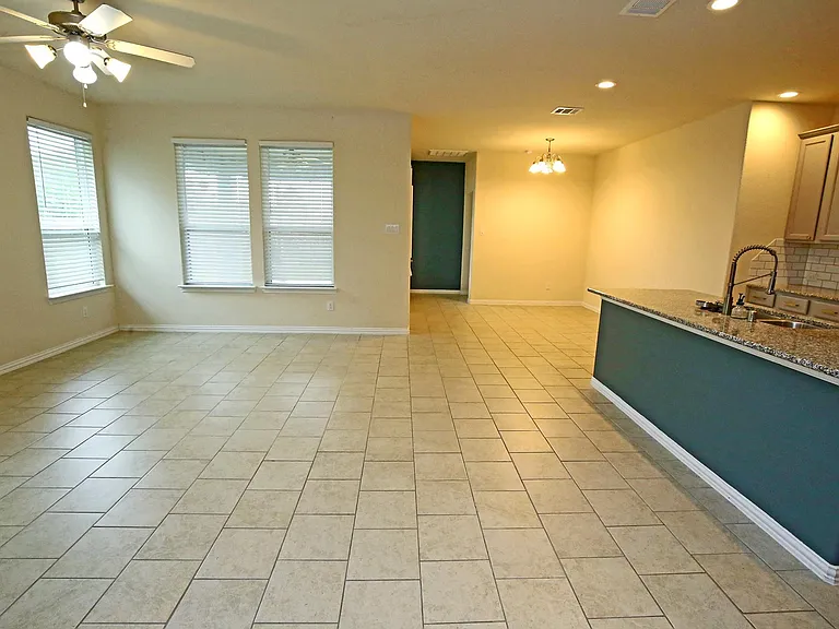 13346 Pecan Trails Dr — Photo 12
