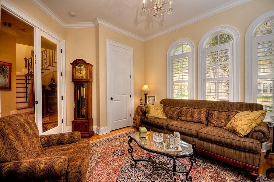 1st image of 4002 Calle Delfin Ct