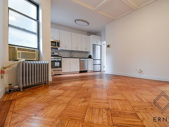 2nd image of 82 Downing St Unit 2B