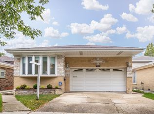 7220 W Olive Ave, Chicago, IL 60631