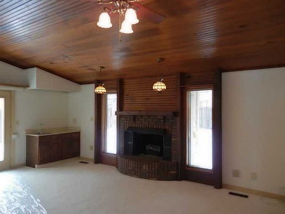 4th image of 4116 W Coventry Dr