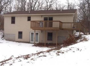 8174 S 116th Ave, Rothbury, MI 49452