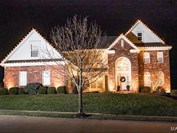 2nd image of 1675 Whispering Hollow Ct