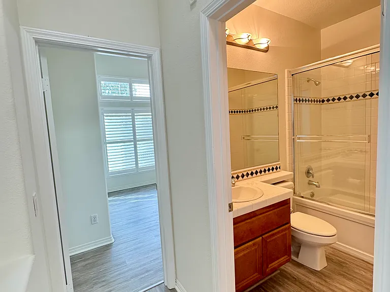 1331 Bayside Cir — Photo 21