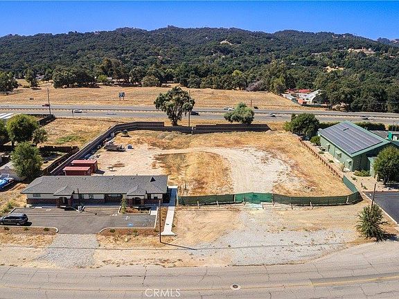 5th image of 1600 El Camino Real