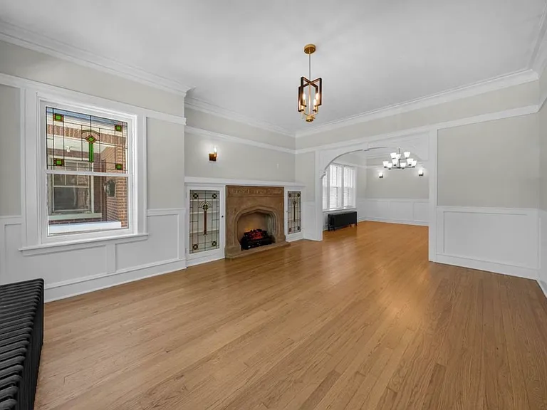 5341 W Wrightwood Ave #1 — Photo 4