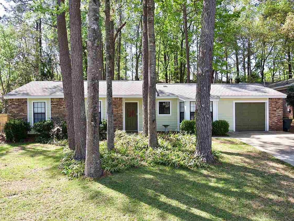 1st image of 2915 Cross Creek Cir