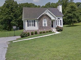 502 Daugherty Ln, Burns, TN 37029
