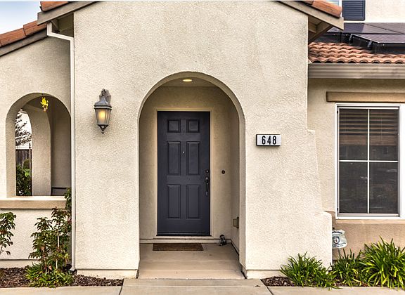 4th image of 648 Azevedo Ct