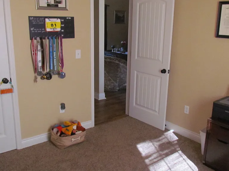 102 Granite Ct — Photo 19