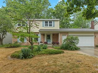 3527 Williamson Ave NE, Grand Rapids, MI 49525