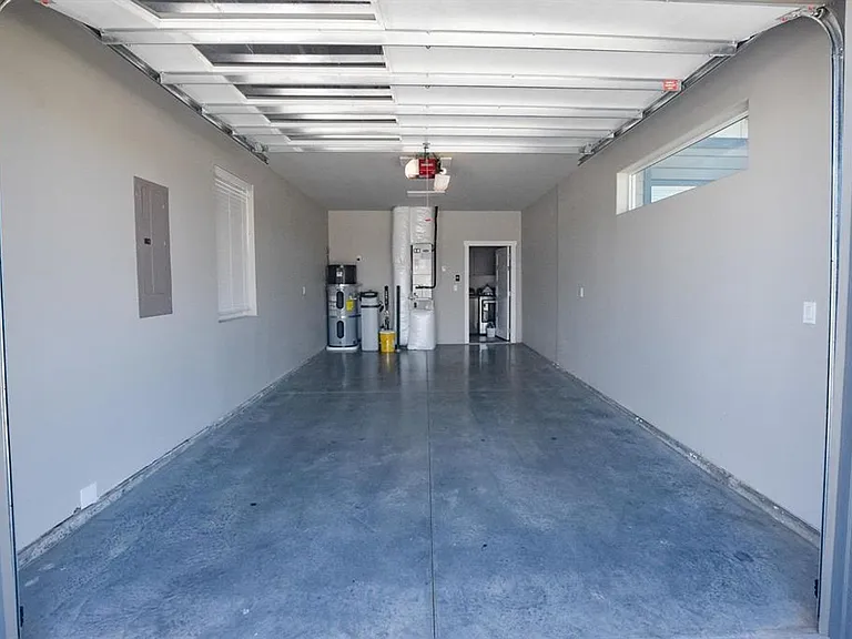 2730 Friesian Ct — Photo 27