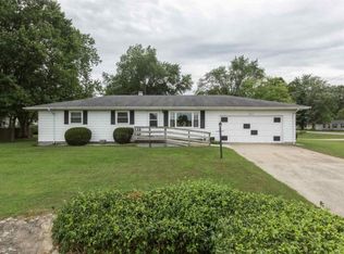 18714 Janet Dr, South Bend, IN 46637