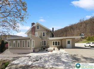 794 Claremont Ave, Tamaqua, PA 18252