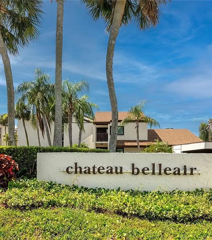 2 bed, 1.0 bath, 857 sqft, $1,600 — Photo 2