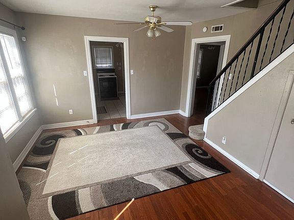 4th image of 2412 25th St