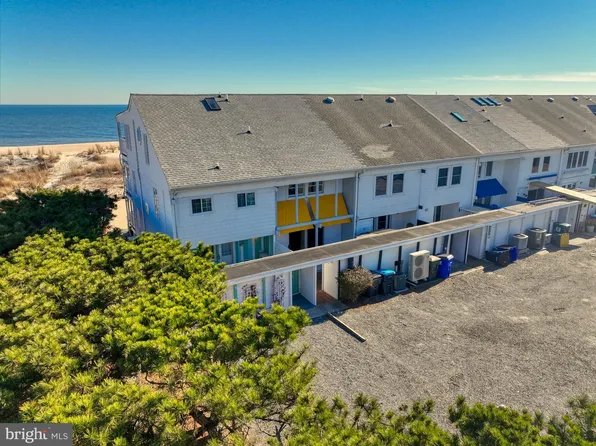4 Seastrand Ct Unit 19, Dewey Beach, DE 19971