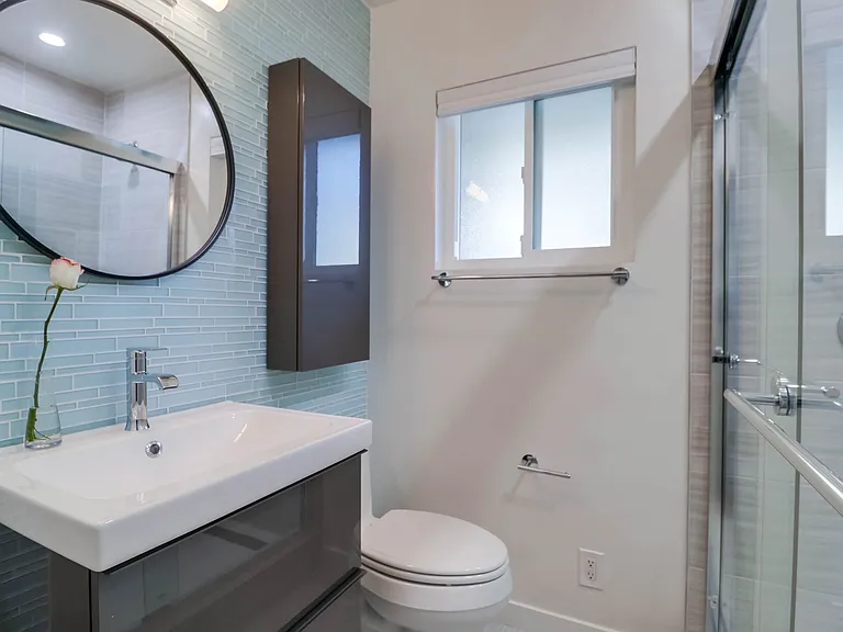 4012 Ingraham St #A — Photo 19