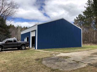 424N Peterson Rd, Cooks, MI 49817