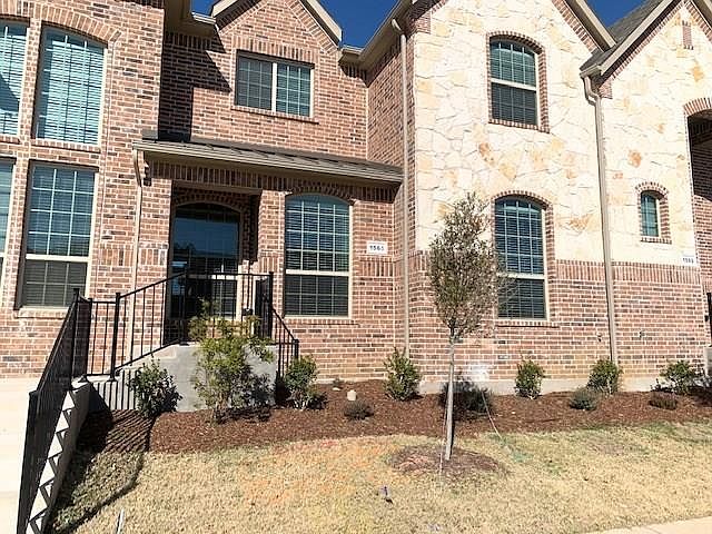 1st image of 1565 Joy Dr S #1565