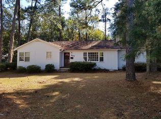 807 Pineview Dr, Valdosta, GA 31602