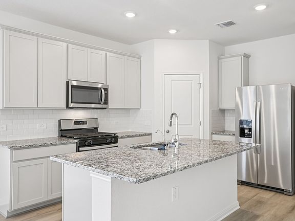 The Matador 870 Floorplan