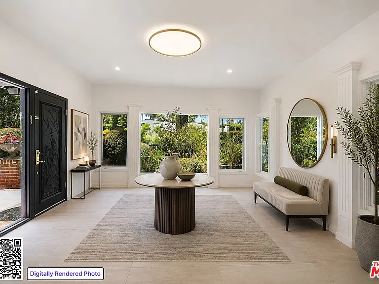 508 N Canon Dr — Photo 4