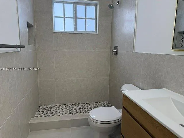 753 Navarre Ave — Photo 17
