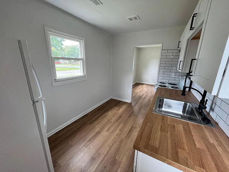 4615 San Jose Ln — Photo 7