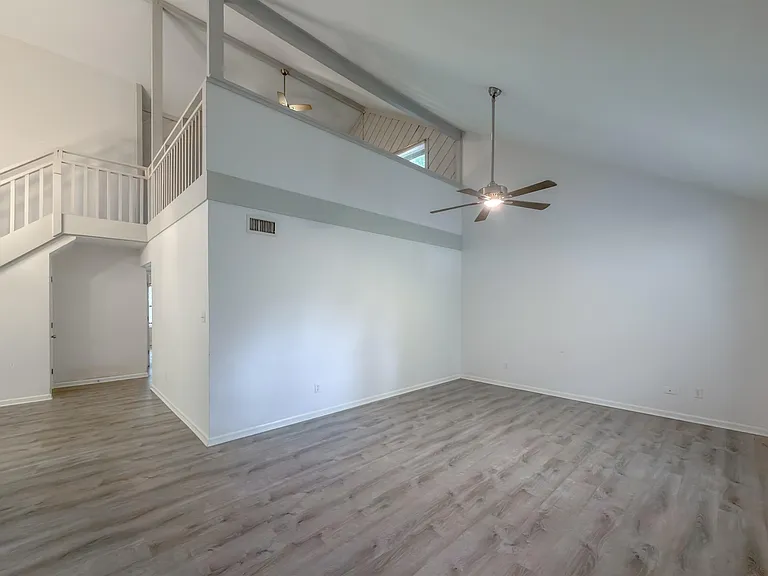 3200 Langley Cir — Photo 3