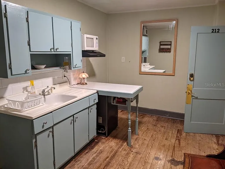 401 Colonia Ln E #13 — Photo 3