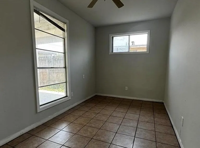 1822 E Madison Ave — Photo 6