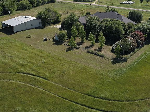 4th image of 1071 County Road 229