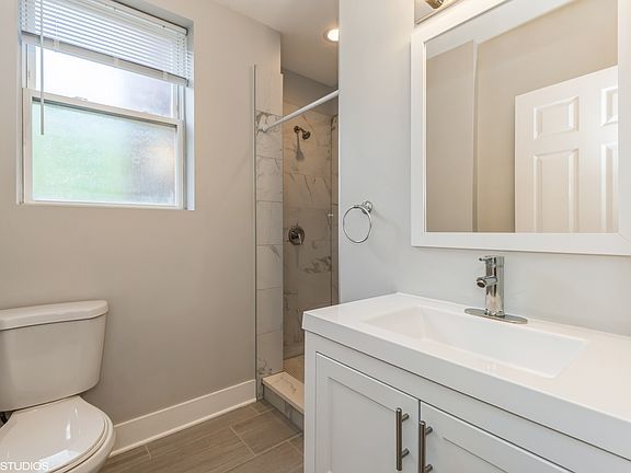5th image of 1600 W Wallen Ave #1